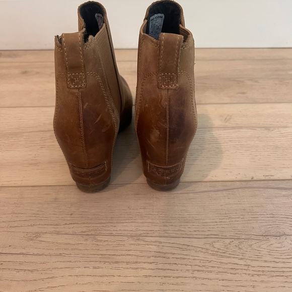 Sorel Wedge Boot - Picture 4 of 5